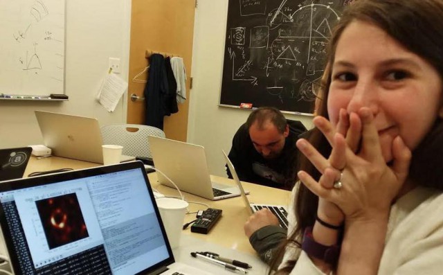 Алгоритм Кэти Боумен: как выпускница MIT помогла сделать первую в истории фотографию чёрной дыры