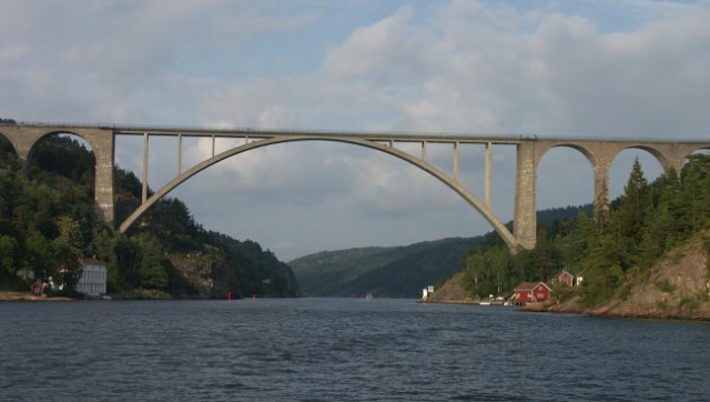 Эксперты рассказали, что Крымский мост выдержит девятибалльное землетрясение