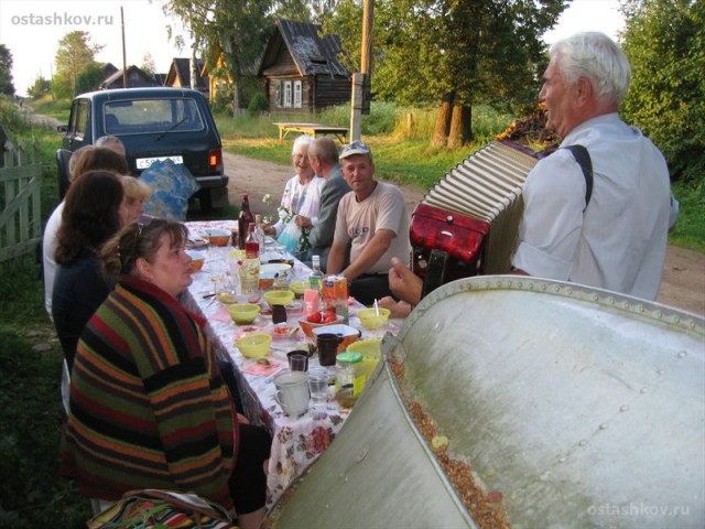 Смерть как праздник