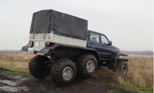 На базе обычных УАЗ серийно выпускают огромные внедорожники «Ямал»