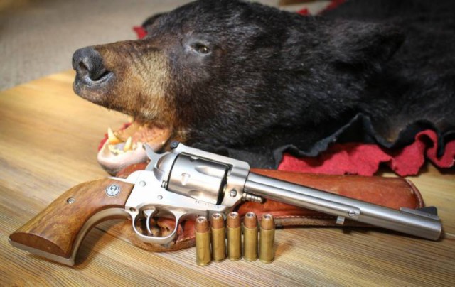 Wildey Survivor. Как «медвежий» пистолет стал голливудской игрушкой