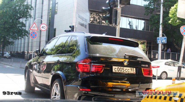 Блатной и неадекватный мудак на BMW X5M