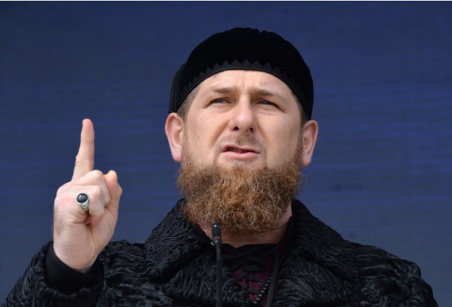 Кадыров удивлён заявлением о запрете ношения хиджаба в школах