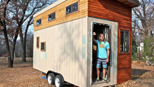 Экономный студент построил передвижной дом, чтобы не платить за аренду квартиры