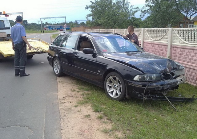 Вот так и отдавай тачку на автомойку