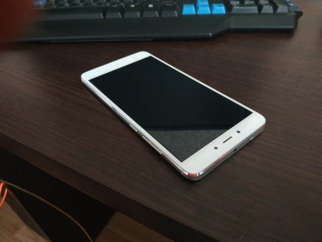 Продам Xiaomi Redmi Note 4 3/64 Gb