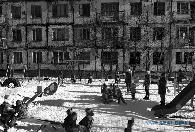 Город-призрак на Курилах.Жизнь военного городка на острове Итуруп. Фотоистория Олега Климова.