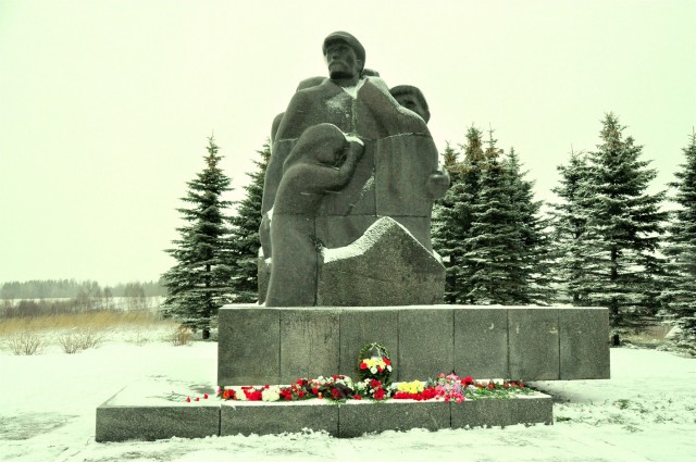 2 января 1942 сгорела латвийская "Хатынь". Трагедия Аудрини.