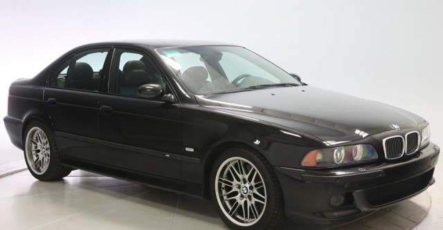 Капсула времени: BMW M5 E39 2003-го года с пробегом 309 миль