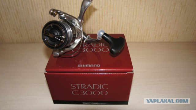 Продаю японскую катушку Stradic C3000 2015 год