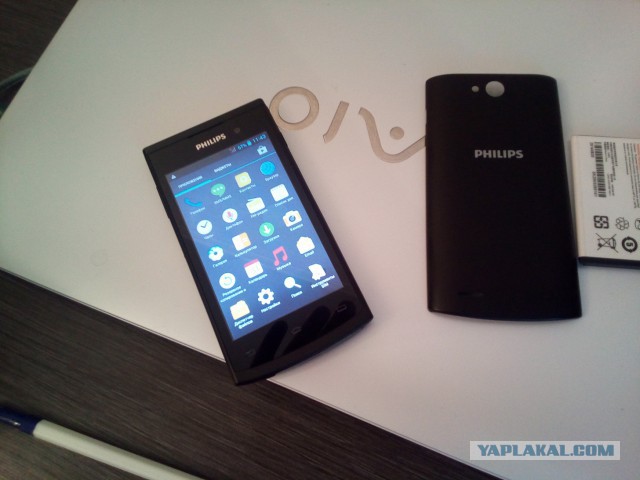Смартфон Philips S308 + ништяки обменяю