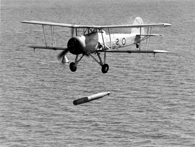 Fairey «Swordfish». И дело даже не в «Бисмарке»