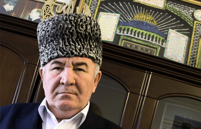 Муфтий Северного Кавказа призвал обрезать всех женщин России