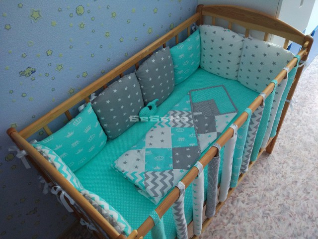 Комплект в кроватку для малыша или малышки