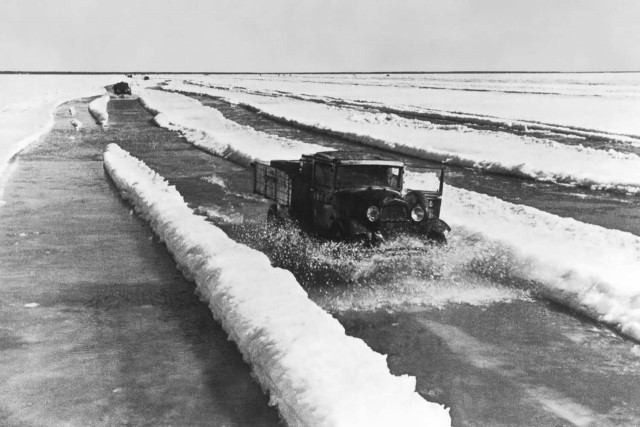 Лица Советской эпохи: Люди во время