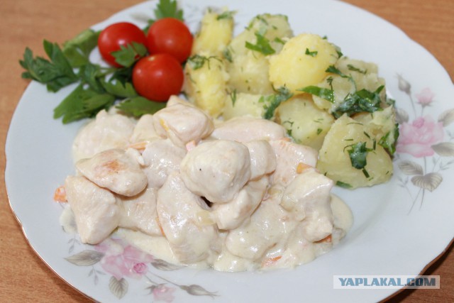 Курица с луком в сметане рецепт с пошагово в Курица с луком в сметане рецепт с пошагово в