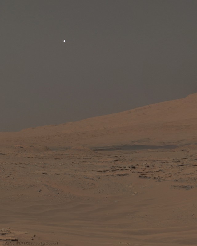 Заход Фобоса на Марсе