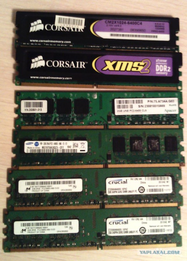 2 Gb DDR 2 Corsair / Crucial / Apacer / Samsung