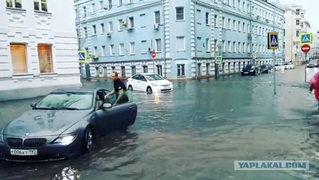 Москва, центр, 22.07.2016. После ливня