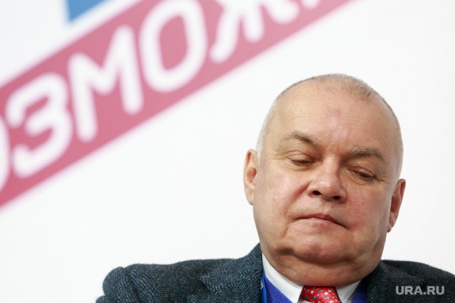 На ведущего Дмитрия Киселева пожаловались в Генпрокуратуру из-за фейковой новости