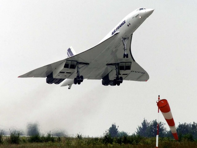 Сверхзвуковой пассажирский лайнер Ту-244 может взлететь уже в 2025 году