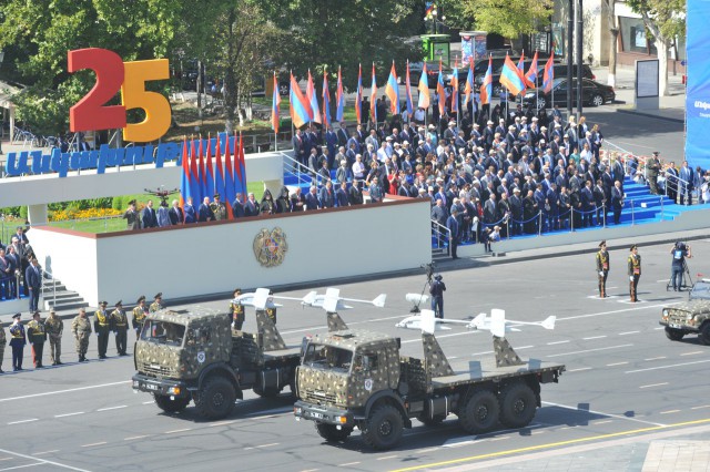 Военный парад в Армении