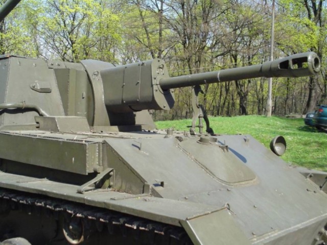 76-мм самоходная артиллерийская установка СУ-76