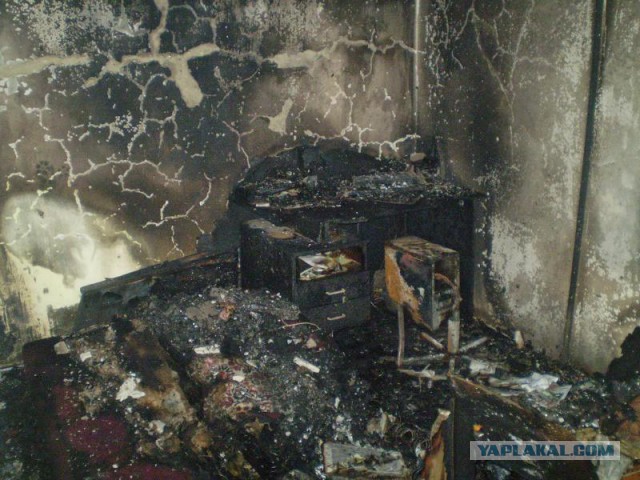 Сожгли квартиру активиста "Правого сектора'