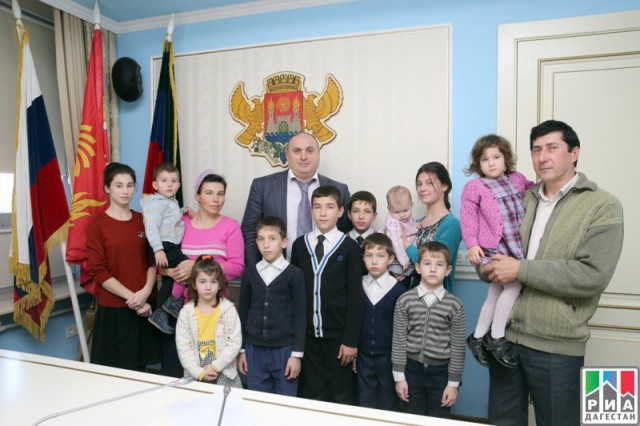 Дагестан потратит на борьбу с безработицей 113,5 миллионов рублей