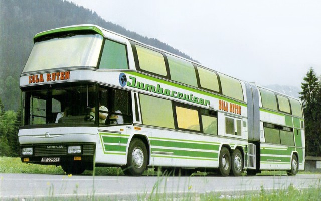 Neoplan Jumbocruiser, самый большой автобус в мире