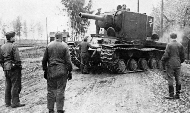 Трофейные советские танки в Вермахте.