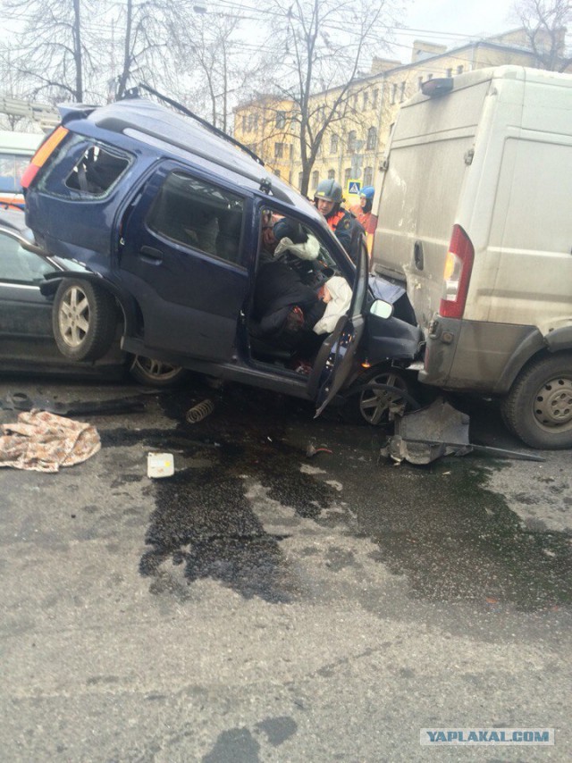 Страшное ДТП с трупом в Петербурге