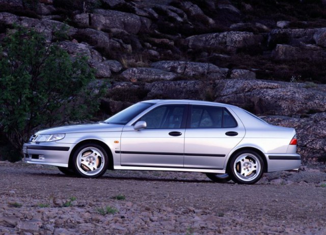 Самолёты на колёсах. Взлёт и падение автомобильной марки Saab