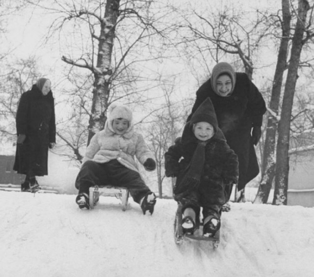 Зимние катания на санках в СССР