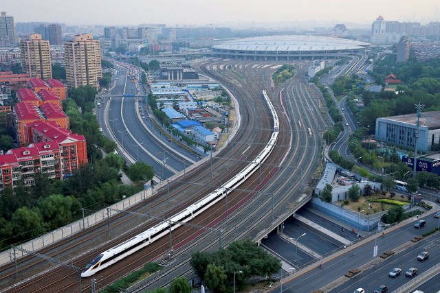 Между Пекином и Шанхаем запустили самый быстрый поезд в мире