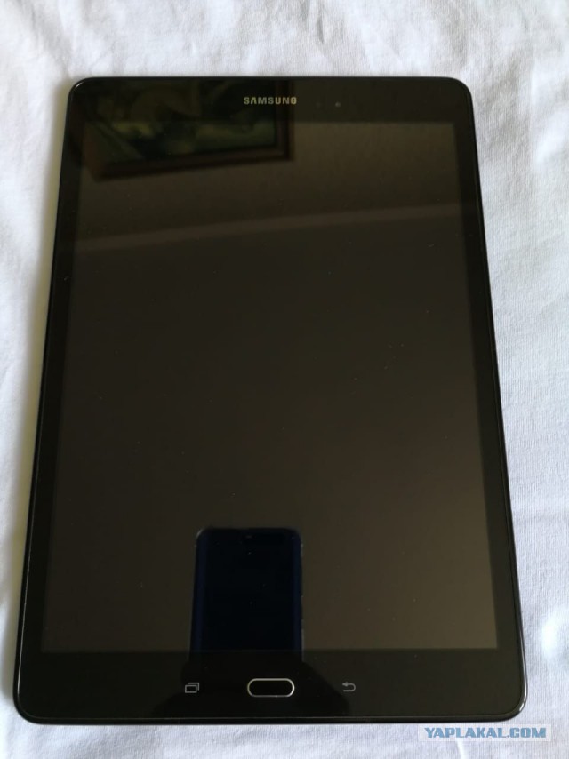 Планшет Samsung Galaxy Tab A 9.7 SM-T555 16Gb