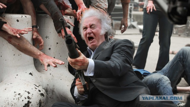 Фотожабы: Орущий мужчина с протестов во Франции