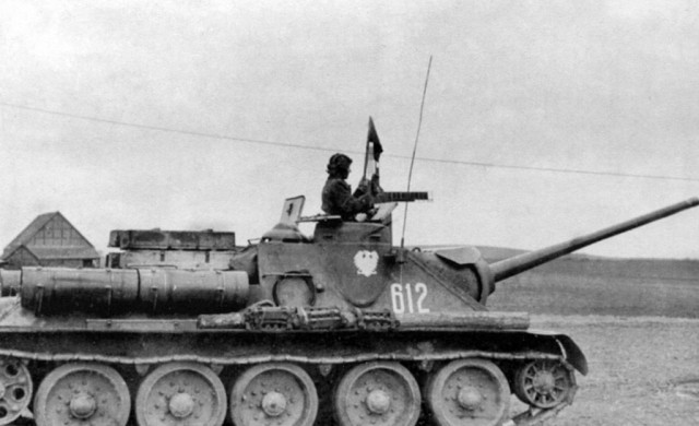 Долгожданный истребитель танков САУ СУ-85: самоходка младшего лейтенанта Малешкина