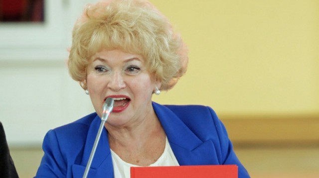 Сенатор Нарусова (мама Собчак) во всей красе