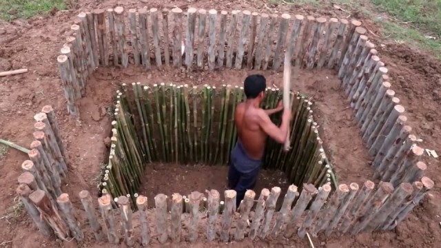 Два камбоджийца построили домик с бассейном всего за две недели, используя подручные материалы