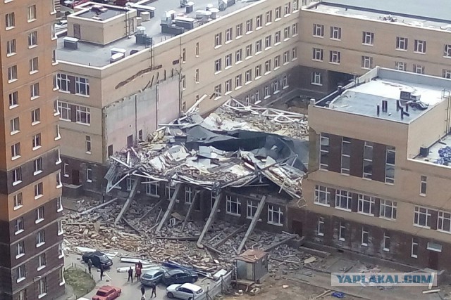 В поселке Чаинка Купинского района Новосибирской области рухнула стена школы после того, как в ней попытались поменять окна