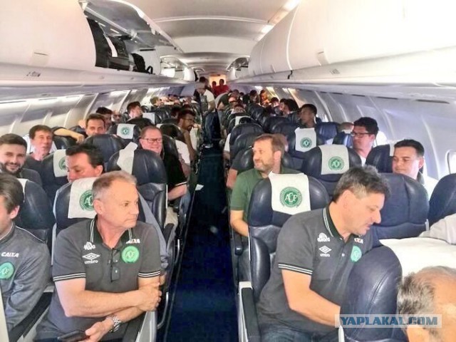 В Колумбии разбился самолёт, перевозивший команду футбольного клуба из Бразилии «Шапекоэнсе»