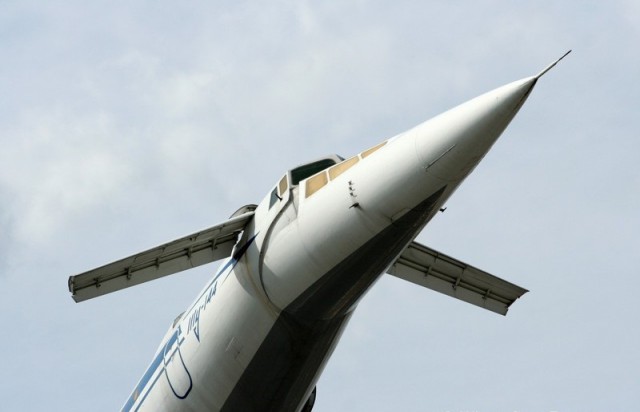 31 декабря 1968 года совершил первый в мире полет сверхзвуковой пассажирский самолет Ту-144