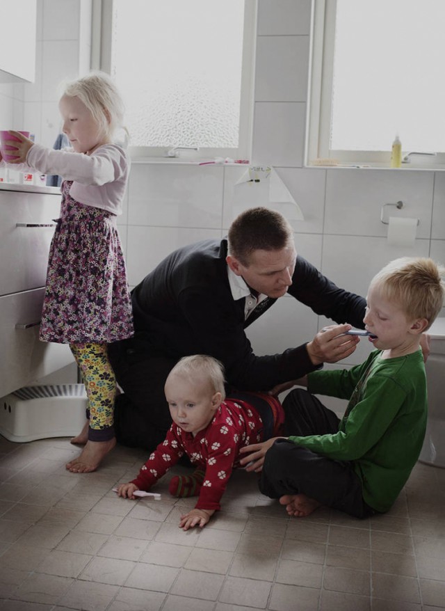 Тяжёлые будни шведских пап, взявших самый щедрый в мире отпуск по беременности и родам