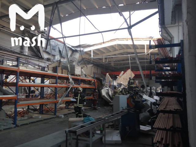 В Подмосковье обрушилась крыша на заводе “Техногрупп”