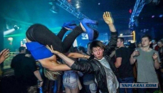 В Челябинске в ночь с 3 на 4 января проститутки подрались с геями в ночном клубе