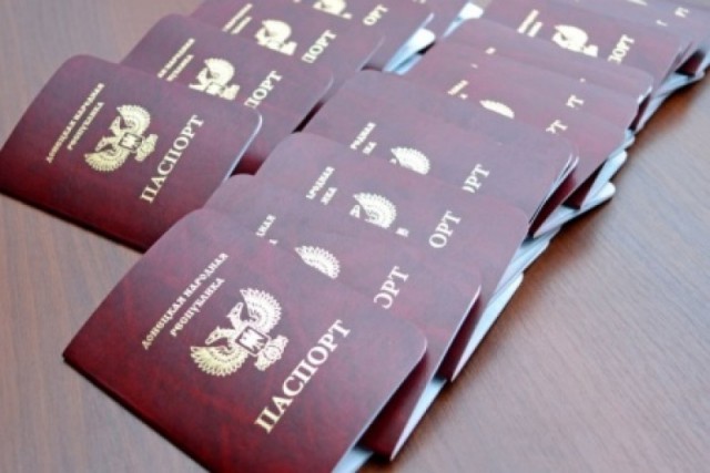 По паспорту ДНР можно свободно въезжать и выезжать в Россию