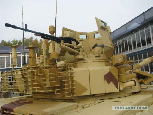 120-мм самоходное артиллерийское орудие "Флокс"