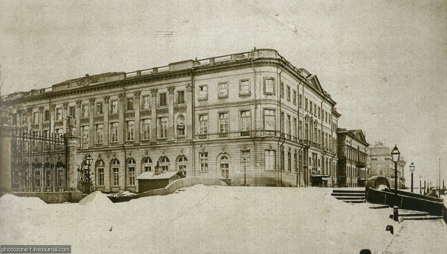 Петербург тогда и сейчас