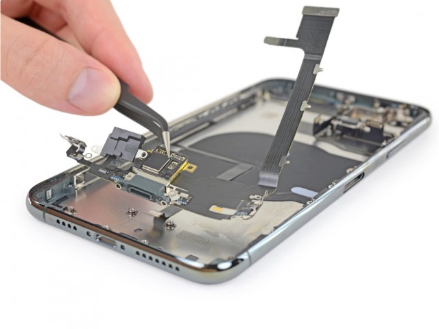Эксперты iFixit раскрыли все секреты iPhone 11 Pro Max
